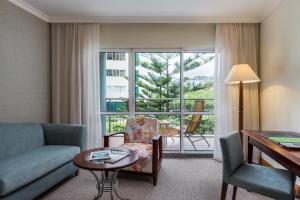 Uma área de estar em Pestana Grand Ocean Resort Hotel