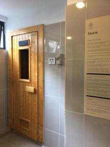 Ένα μπάνιο στο Timurbay Seafront Residence