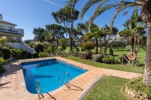 Bazén v ubytovaní Casa Mijas alebo v jeho blízkosti