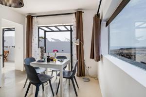 Χώρος καθιστικού στο Playa Marina Eco Bungalow Mala