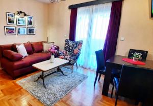 Posezení v ubytování Tara Apartmani Malešević - 1