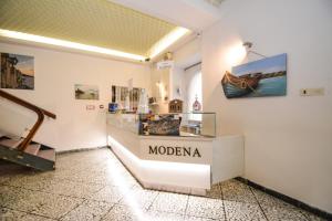 Vstupní hala nebo recepce v ubytování Hotel Modena old town