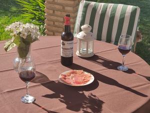Nápoje v ubytování Casa Villa El Olivar