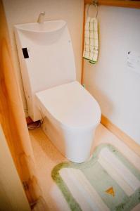 Ett badrum på Minpaku Yorozuya - Vacation STAY 12905