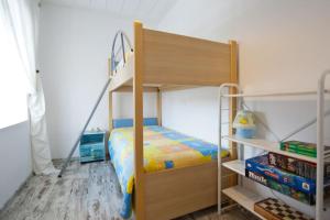 Postel nebo postele na pokoji v ubytování LocriHOUSE-Stylish comfortable home in Galaxidi