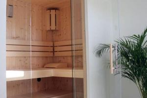 Ένα μπάνιο στο Tranquil Group Retreat in Nature +56 φωτογραφίες