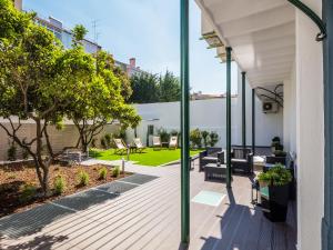 a view of a patio from the outside of a building at Vila Garden Guesthouse in Lisbon