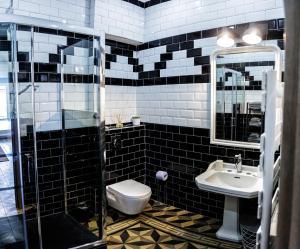 Salle de bains dans l'établissement Loft SSL insolite!!!