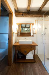 Ένα μπάνιο στο Casa Rural Alvarado +52 φωτογραφίες