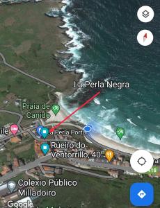 un mapa de la playa y del océano en La Perla Negra, en Malpica de Bergantiños