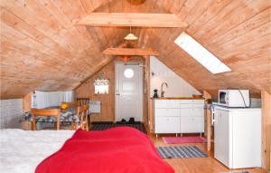 Kuchyň nebo kuchyňský kout v ubytování Pet Friendly Apartment In Johannishus