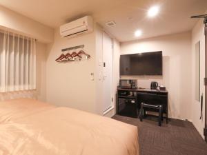 Gallery image of HOTEL LiVEMAX Shinyokohama in Yokohama