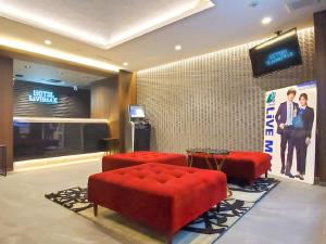 HOTEL LiVEMAX Tachikawa Ekimae的电视和/或娱乐中心