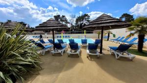 Zdjęcie z galerii obiektu Le Bambou - Saint-Jean-de-Monts - Piscine Jacuzzi Sauna Hammam w mieście Saint-Jean-de-Monts