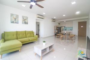 Posezení v ubytování Teega Suites by RR JBcity