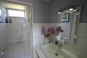 Koupelna v ubytování 5091 - 4 Schlafzimmer