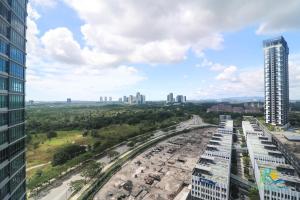 Nespecifikovaný výhled na destinaci Nusajaya nebo výhled na město při pohledu z apartmánu