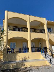 Fotografie z fotogalerie ubytování Villa Marifay v destinaci Psifiá