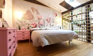 サント・ドミンゴ・デ・ラ・カルサーダにあるLa casita de mi abuelaのベッドルーム1室(ベッド1台付)が備わります。