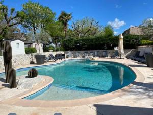 サラヴァにあるCamping maeva Escapades Le Casque Roiのギャラリーの写真