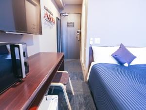 TV o dispositivi per l'intrattenimento presso HOTEL LiVEMAX Yokohama-Eki Nishiguchi