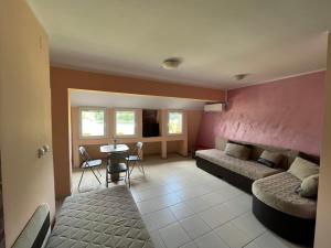 Posezení v ubytování Apartmani Plaža