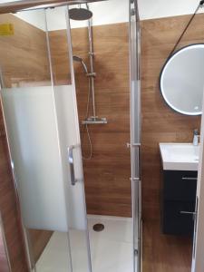 Ένα μπάνιο στο English Club in Corsica B&B