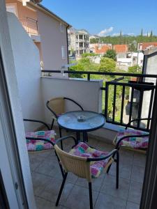 Balkón nebo terasa v ubytování apartman "Sutorina"