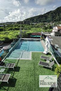 Bazén v ubytování Kata Hillside Hotel nebo v jeho okolí