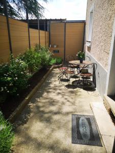 Φωτογραφία από το άλμπουμ του Bleautiful "Aliénor" Charmant appartement avec terrasse στο Φονταινεμπλώ