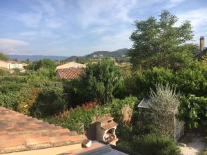 Φυσικό τοπίο κοντά σε αυτή η παραθεριστική κατοικία