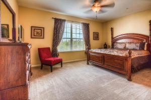 Cama ou camas em um quarto em Luxurious Condo wPrivate Balcony AMAZING View