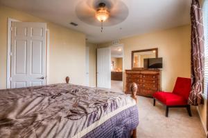 Cama ou camas em um quarto em Luxurious Condo wPrivate Balcony AMAZING View