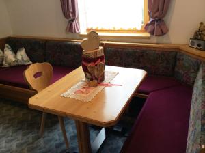 A seating area at Der Klaushof