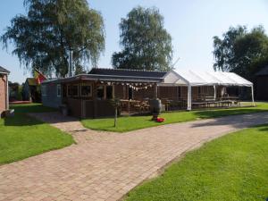 Κήπος έξω από το Holiday home OSSA Basecamp