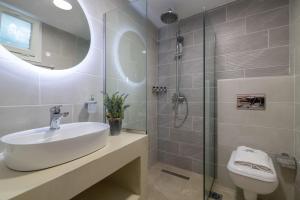 Kúpeľňa v ubytovaní Suncourt Lux Rooms