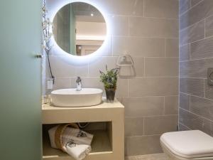 Kúpeľňa v ubytovaní Suncourt Lux Rooms