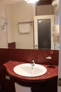 Koupelna v ubytování Hotel Albergo al Sole