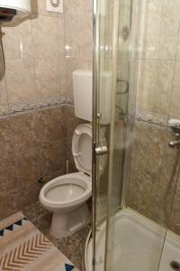 Ένα μπάνιο στο Apartments Simun