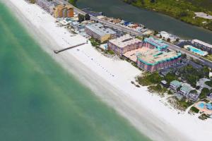 Gallery image of Beach Cottage 2402 in Clearwater Beach