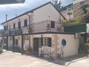 Gallery image of Casa do Eido in Geres