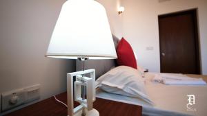 Postel nebo postele na pokoji v ubytování The Beach Front Apartment - Colombo, Uswetakeiyawa, Colombo
