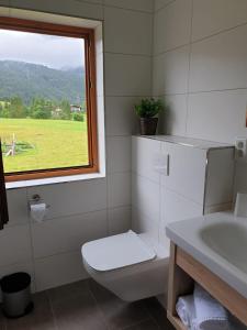 Kamar mandi di Pension Zeegershof