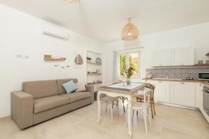 Η κουζίνα ή μικρή κουζίνα στο Appartamenti Nonna Rosa +40 φωτογραφίες