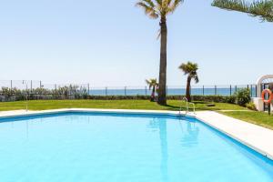 Πισίνα στο ή κοντά στο Charming Apartment with Sea Views