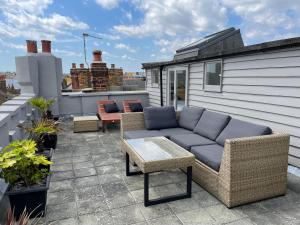 A balcony or terrace at Castle House