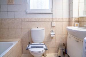 A bathroom at Villa Cleronomia, private pool, seaview,