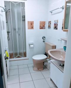 Phòng tắm tại Ferienwohnungen Am Grooten Steen 16 +23 ảnh