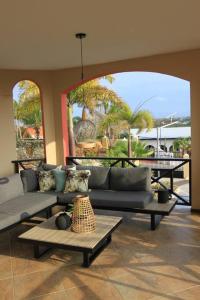 Istumisnurk majutusasutuses Appartement Lora Jan Thiel Curacao