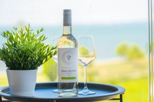 Nápoje v ubytovaní MyFlat Coral Premium Suite